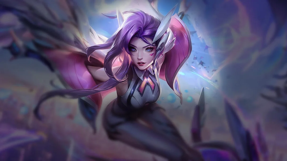 Battle Dove Seraphine Centered Splash