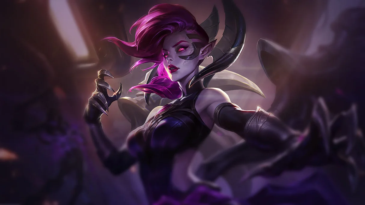 Blade Mistress Morgana Centered Splash