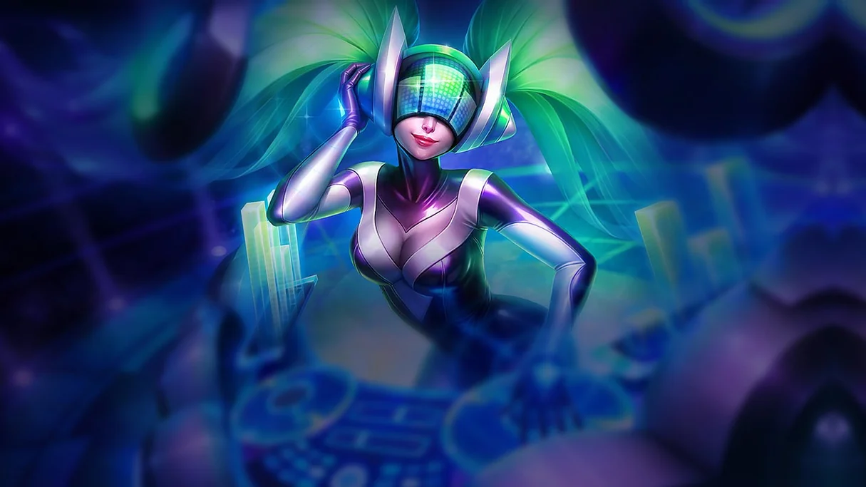 DJ Sona Centered Splash