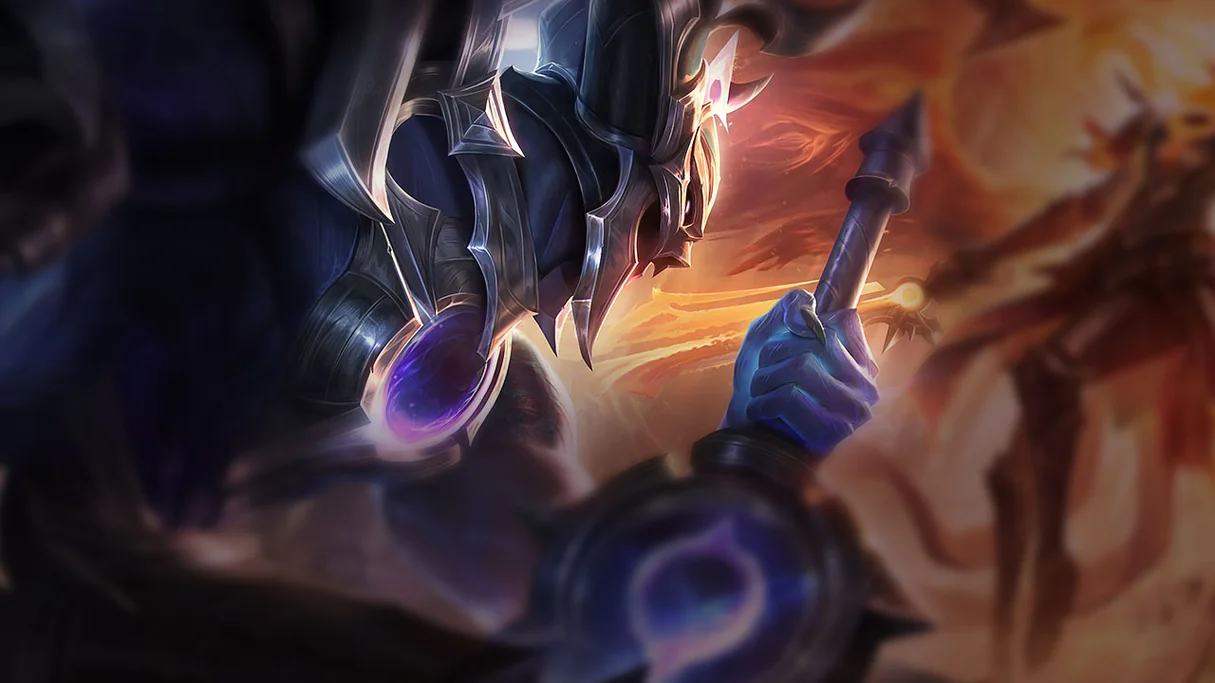 Lunar Eclipse Aatrox Centered Splash