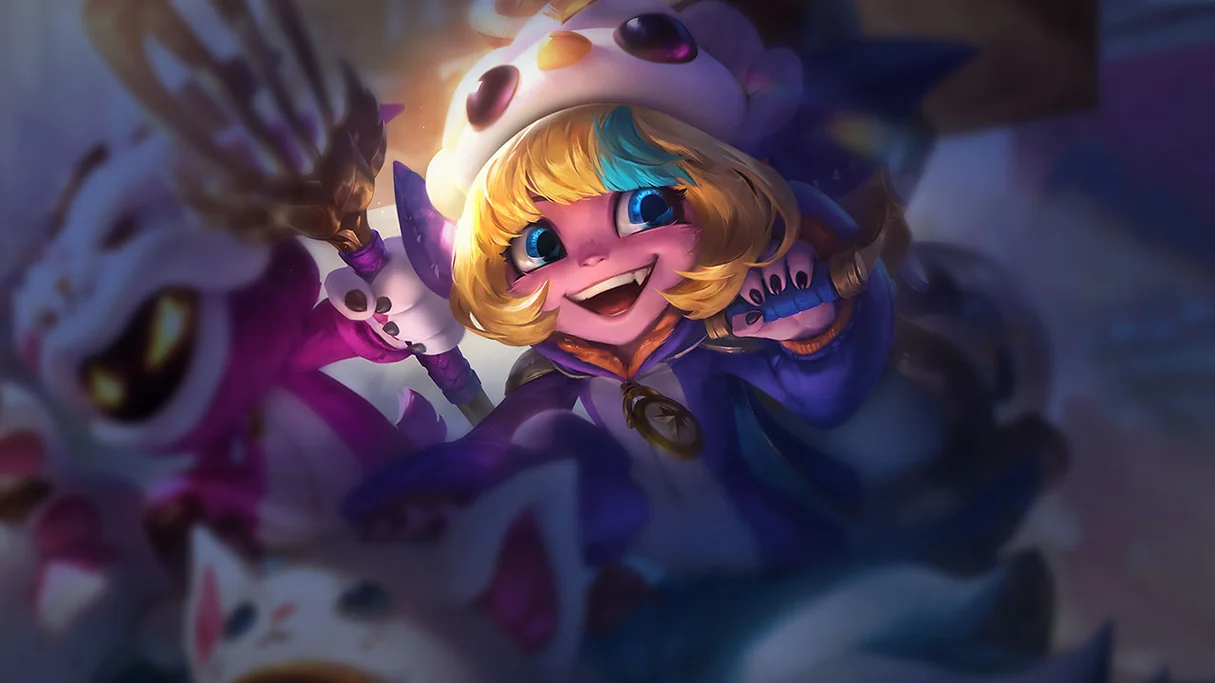 Pengu Cosplay Tristana Centered Splash