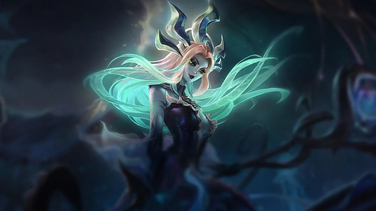 Sunken Shadows Nami Centered Splash