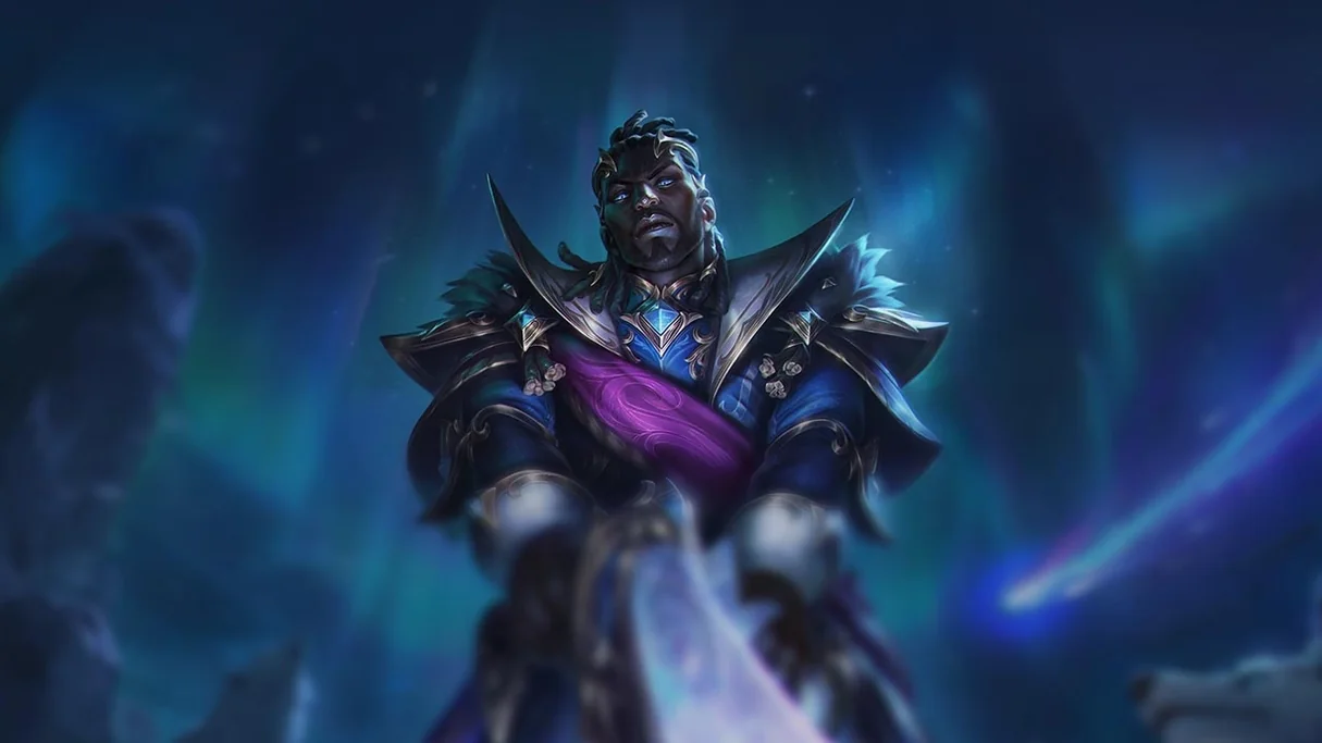 Winterblessed Lucian Centered Splash